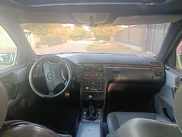 2 4 д: Mercedes-Benz E-Class: 1997 г., 3.2 л, Механика, Бензин, Седан — 6