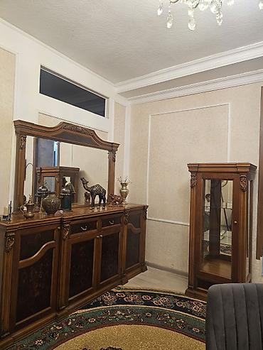 Klassik qonaq otağı mebeli dəsti - Material: təbii ağac karkas lalafo.az -da Klassik qonaq otağı mebeli dəsti - Material: təbii ağac karkas