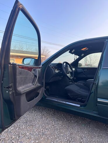 Mercedes-Benz: Mercedes-Benz E‑Class W210 sedan - Kuzov: yaşıl rəng, 4 qapı, klassik — 7