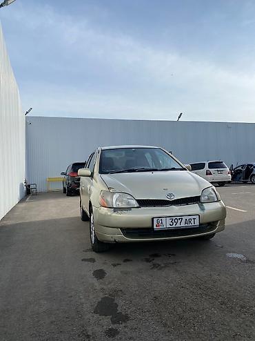 Toyota: Toyota Platz: 2001 г., 1.5 л, Автомат, Бензин, Седан — 2