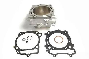 prodajem motor: Set cilindra sa dihtunzima za motocikl/skuter - Aluminijumski — 1