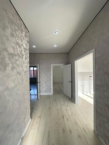 Продажа коттеджей и домов: 5 комнат, 200 м², 4 соток, Бишкек, Рухий Мурас ж/м Агентство недвижимости — 2