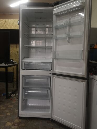 двухкамерный холодильник б у: Муздаткыч Samsung, Колдонулган, Эки камералуу, No frost, 60 * 190 * 60