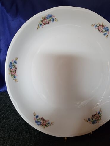 Ostali antikviteti: Tanjir velik Alba Julia porcelan iz 70ih. Tanjir za na lalafo.rs — 2 Ostali antikviteti: Tanjir velik Alba Julia porcelan iz 70ih. Tanjir za — 2