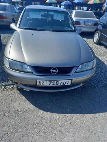 Opel: Opel Vectra: 1997 г., 1.8 л, Автомат, Бензин, Седан