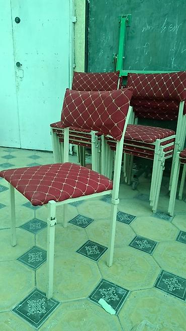 12 персон: Продаю железные стулья с мягкой обивкой, очень хорошие качественные — 2
