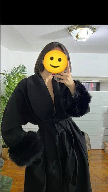 длинное трикотажное платье с капюшоном: Пальто, Халат, Зима, Искусственный мех, По колено, С поясом, M