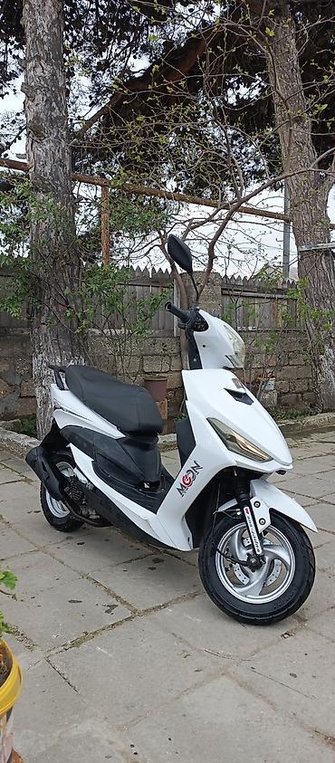 tufan moon: Moon brand 2022 il — 1