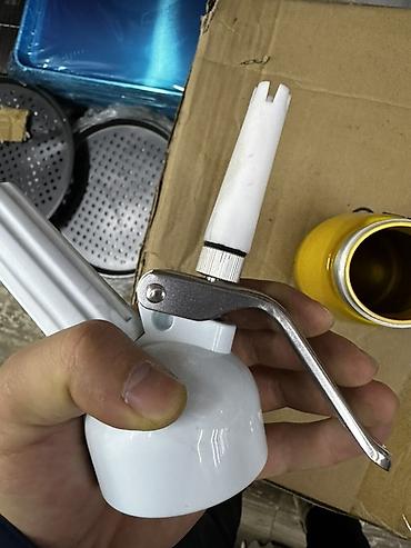 Кондитерский инвентарь: Сифон для взбитых сливок/пен и соусов - Материал корпуса: нержавеющая — 8