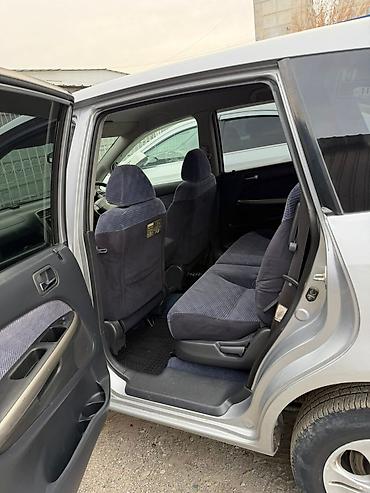 Honda: Honda Stream: 2001 г., 2 л, Типтроник, Бензин, Минивэн — 18