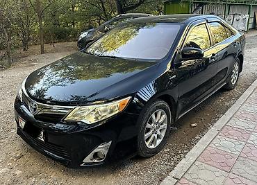 Toyota Camry: 2013 г., 2.5 л, Автомат, Гибрид, Седан