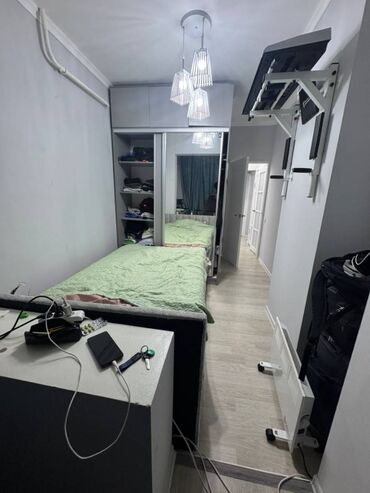 уютный дом агентство недвижимости: 4 комнаты, 77 м², 105 серия, 1 этаж, Дизайнерский ремонт