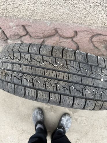 Шины: Шины 205 / 65 / R 16, Зима, Б/у, Комплект, Легковые, Корея, Roadstone — 5