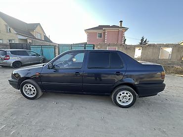 wv caddy: Volkswagen Vento: 1993 г., 1.8 л, Механика, Бензин, Седан — 7