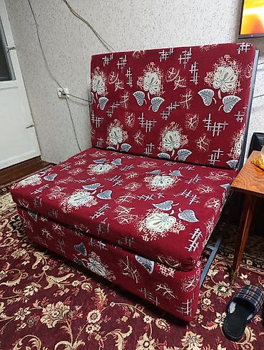 детский спальный диван: Диванчик размер 1метр .2штуки - Компактная модель с металлическим — 1