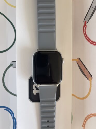 чехол заказ: Продаю Apple Watch SE 1 поколение 44 мм В комплекте коробка и зарядное