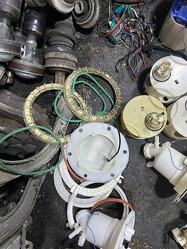 Yanacaq nasosları: Mercedes Benz benzin nasosu Şəhər: Bakı Elanın növü: Ehtiyat — 1