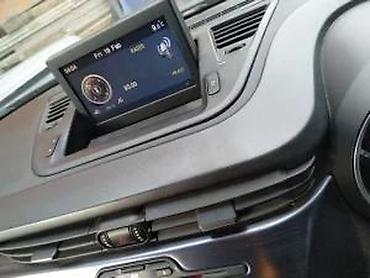 dobar dan italijanski: Alfa Romeo Giulietta navigacija monitor. Alfa Romeo Giulietta — 1