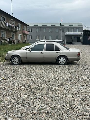 Продажа авто: Mercedes-Benz W124: 1991 г., 2.6 л, Автомат, Бензин, Седан — 5