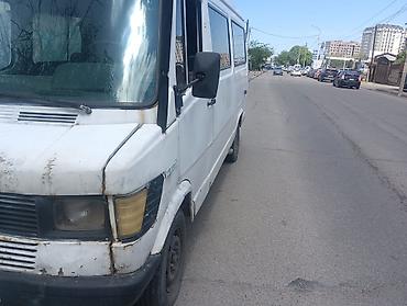 ом 613: Mercedes-Benz T1: 1993 г., 2.3 л, Механика, Дизель, Бус — 2
