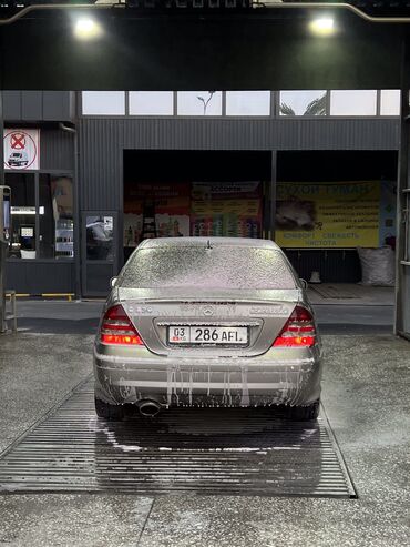 срочно продается машина: Mercedes-Benz C-Class: 2004 г., 1.8 л, Автомат, Бензин, Седан
