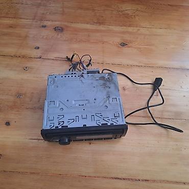 Avtoelektronika: Pioneer DEH-1320B avtomobil maqnitofonu Xüsusiyyətlər: - 1-DIN korpus — 2