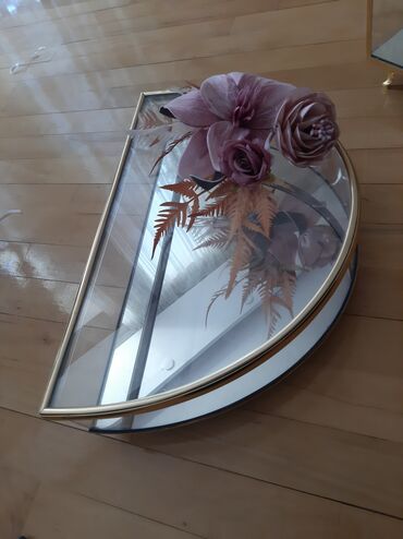 Xonça: Tezdir iślenmeyiib 
26eded 
hamisi birlikdə 1000 AZN — 4