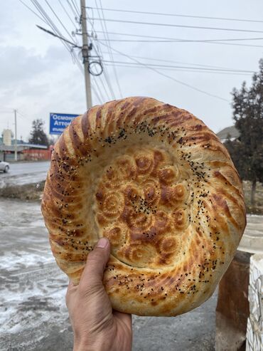 Выпечка, хлебобулочные изделия: Нанга заказ алабыз, навайнан, үй нан, патир нан, 40 токоч, гошнан