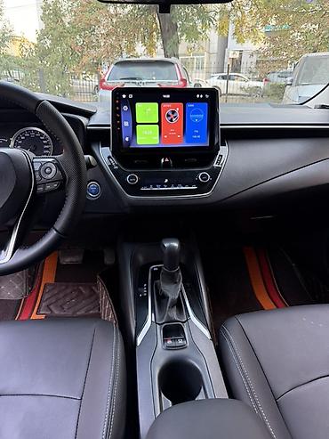 8: Toyota Corolla: 2021 г., 1.8 л, Вариатор, Гибрид, Седан — 8