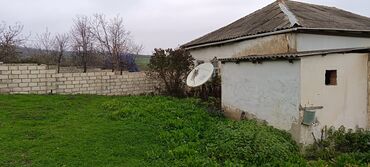 Həyət evləri və villaların satışı: 4 otaqlı, 12 kv. m, Orta təmir — 4