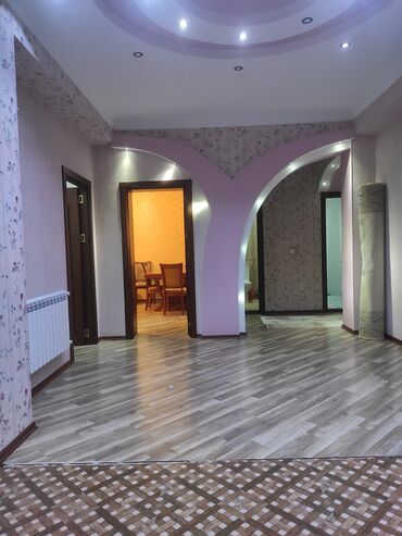 домик аз говсаны: Nizami metrosu turk liseyin yaninda ev kiraye verilir 147 kv 3 otaq