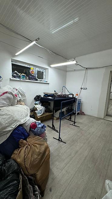 молочный цех: Сдается помещение под швейный цех 4 комнаты 90-95кв Имеется закройный — 3