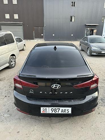 sonata 2011: Hyundai Elantra: 2018 г., 1.6 л, Автомат, Бензин, Седан — 3