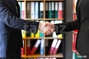 Электрики, электромонтажники: İş axtariram, elektrik, santexnik komekçisi ve saire. montaj ishleri
