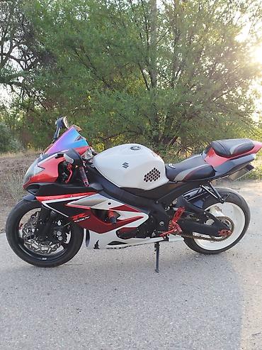 Мотоциклы: Спортбайк Suzuki, 1000 куб. см, Бензин, Взрослый, Б/у — 5