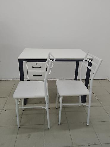 Салонные кресла: Срочно продаю Косметологическая/массажная кушетка с регулировкой — 11