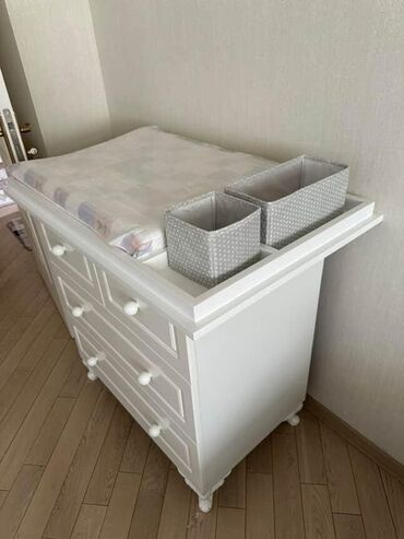 бу мебель: DilekKamut satilir 250 azn Mdf dir matrrilar.460 azn yiqdirilib