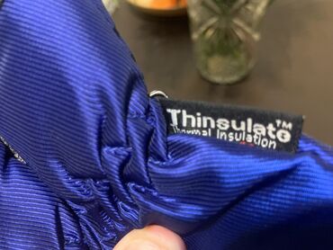 Əlcəklər: Salam 1 cüt əlcək satılır. Heç istifadə edilməyib. Əsasən kuryerlərin — 5