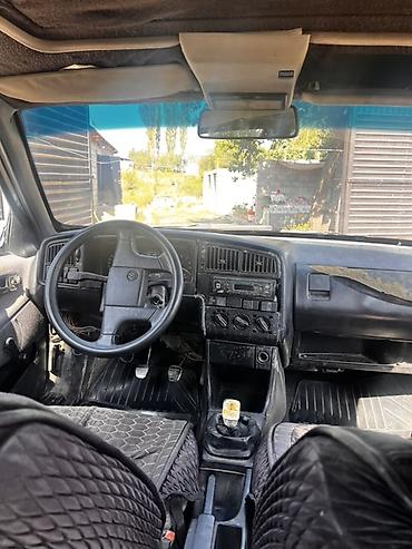 лючок jetta: Volkswagen Passat: 1989 г., 1.6 л, Механика, Бензин, Седан — 5