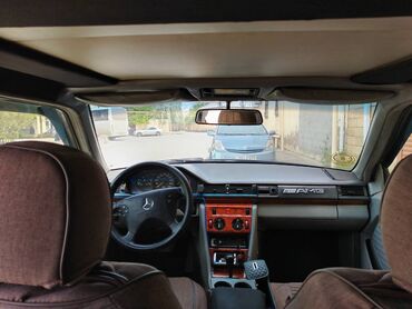 Mercedes-Benz: Mercedes-Benz E-Class: 2 l | 1992 il