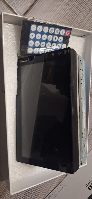 maşın üçün monitorlar: Bu multimedia oynatıcısı avtomobillər üçün nəzərdə tutulub və geniş
