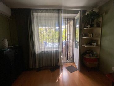 Köhnə tikili: Bakı, Yasamal, 3 otaqlı, Köhnə tikili, m. Elmlər Akademiyası, 80 kv. m -da lalafo.az — 11 Köhnə tikili: Bakı, Yasamal, 3 otaqlı, Köhnə tikili, m. Elmlər Akademiyası, 80 kv. m — 11