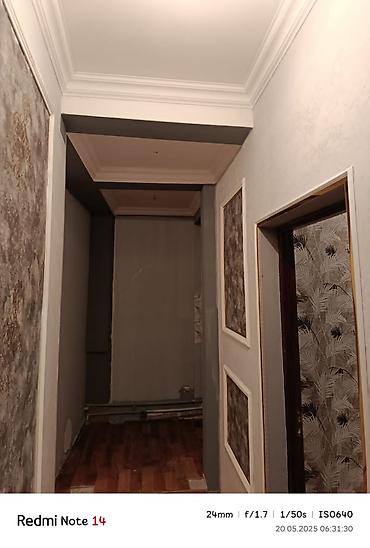 Otaqlar: Satılır: tam temirli. yeni yaşayış evi. giriş qapısı və interyer bəzək — 5