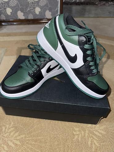 nike tech flecce: Мужские кроссовки, 35, 35.5, Nike, Новый, цвет - Зеленый — 2