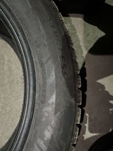 Шины: Шины 215 / 55 / R 17, Зима, Б/у, Комплект, Легковые, Япония, Bridgestone