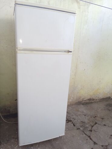 fri bisiren: 2 qapılı Cinar Soyuducu Satılır, rəng - Ağ