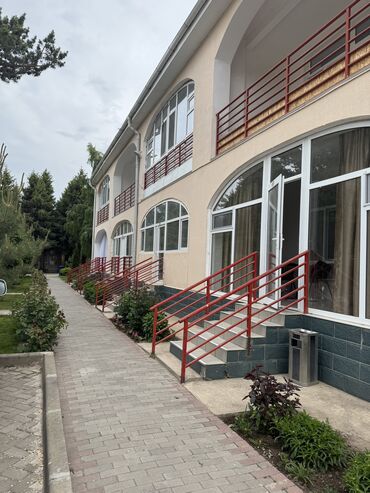 дом в аренду в караколе: Квартира, сдается ЦО Радуга West, Кош-Кол, Детская площадка, Парковка, стоянка, Охраняемая территория