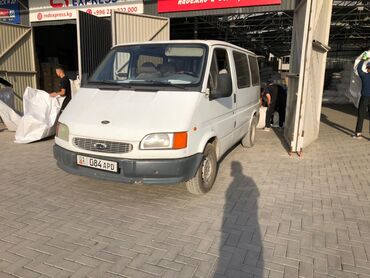 грузопасажир спринтер: Ford Transit: 1996 г., 2 л, Механика, Газ, Бус