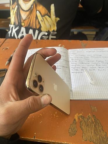тайотв краун: IPhone 11 Pro золотой
Идеально 
Помят 64 
АКБ 74 
Все оригинал — 3
