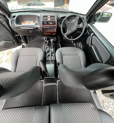 купить литые диски на ниву бу: 3D Полики Для салона цвет - Черный